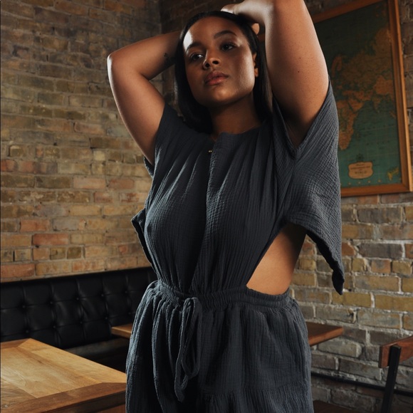 Backout Jumpsuit - Picture 3 of 4